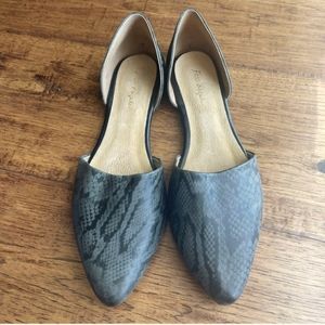 Free People Snake Skin Pointed Toe Grey and Black D’orsay Flats EU 41